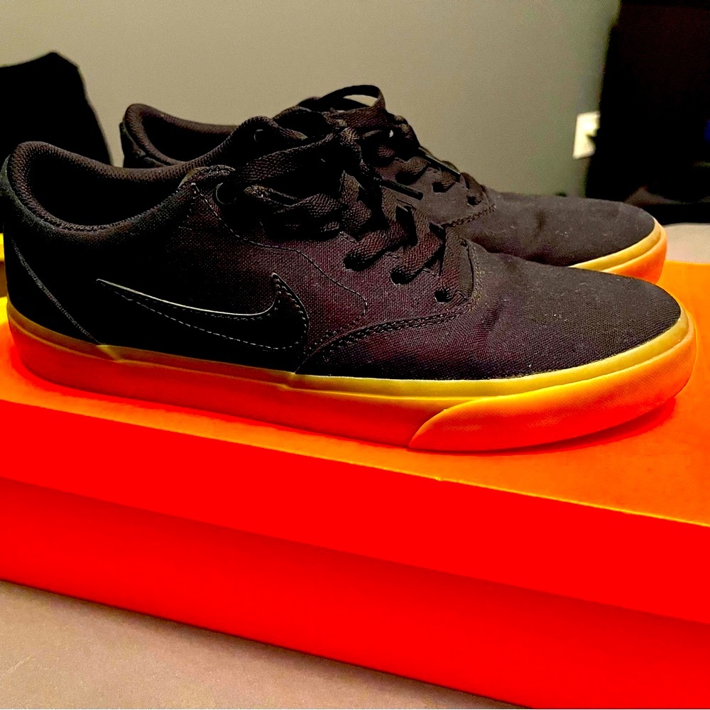 Nike SB Solarsoft - Black & Tan - Men’s 10.5